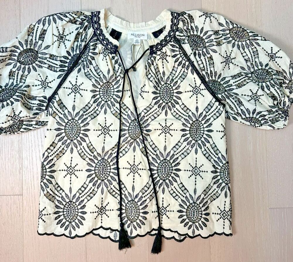 Embroidered Peasant Blouse Allison NY Classic Boho Summer Staple Beachy Cotton S